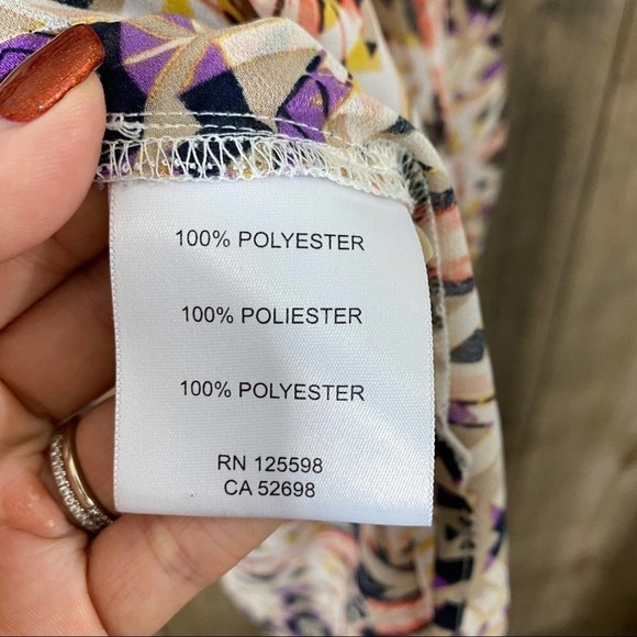 𝅺ellen Tracy Sheer Printed Blouse - Picture 3 of 4